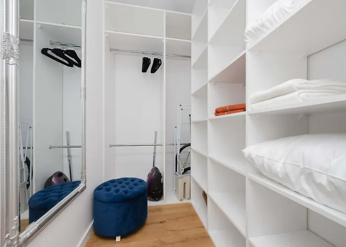 Bright Młynarska Perfect For Remote Work By Renters Warszawa