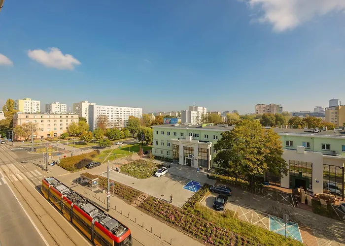 Bright Młynarska Perfect For Remote Work By Renters Apartament